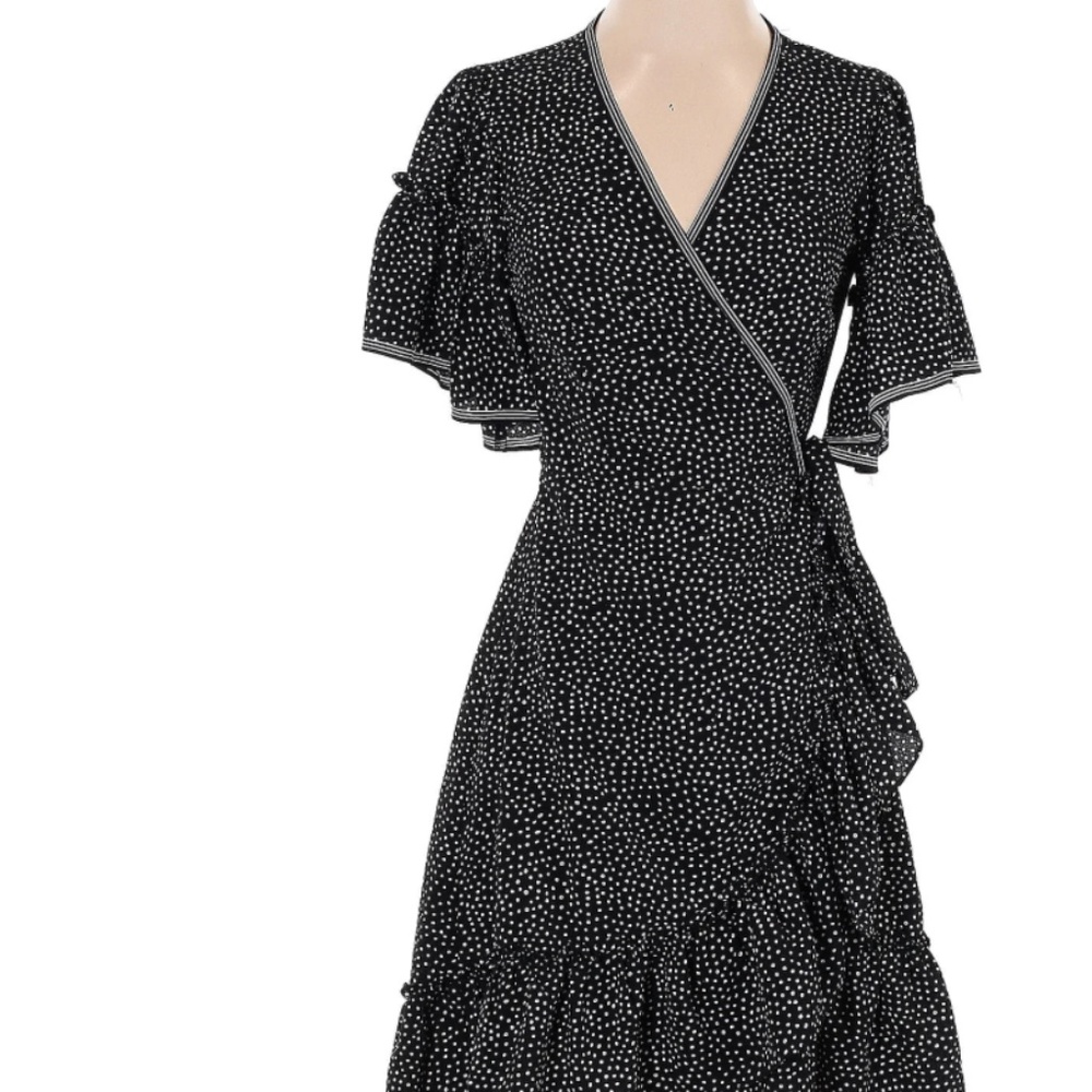 Max Studio Ruffle Polka dot wrap dress size meduim
